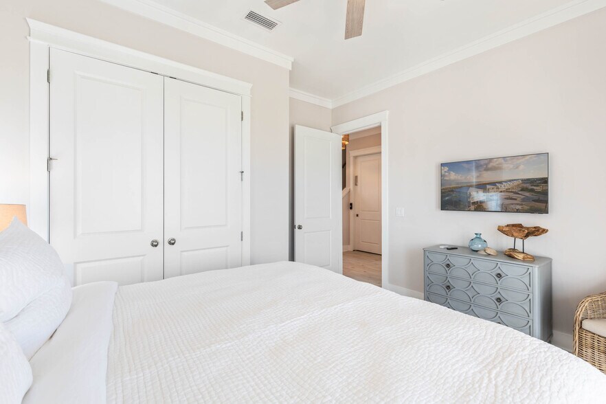 More Photos Of 188 Las Brisas Ln, Port St Joe Specialty For Sale