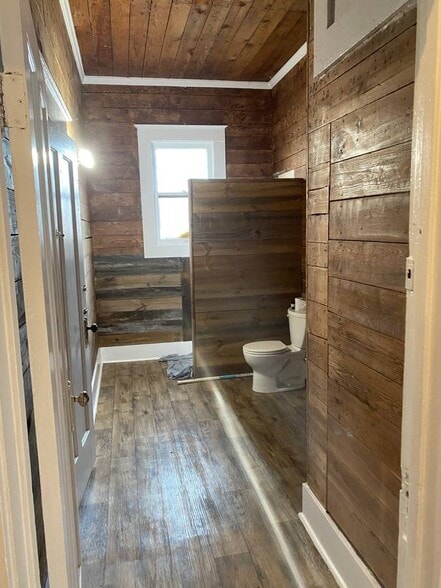 More Photos Of 1502 Buena Vista Rd, San Antonio Loft Creative Space For Sale