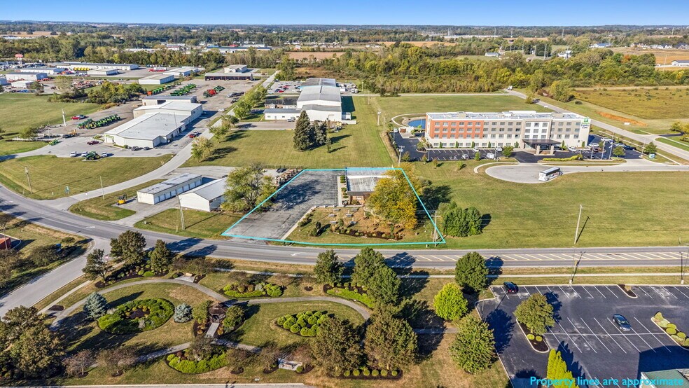 More Photos Of 1720 North Ridge Rd, Findlay General Retail For Sale