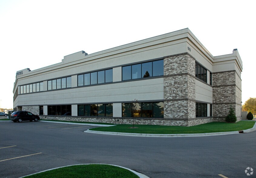 More Photos Of 1575 20th St NW, Faribault Medical For Lease