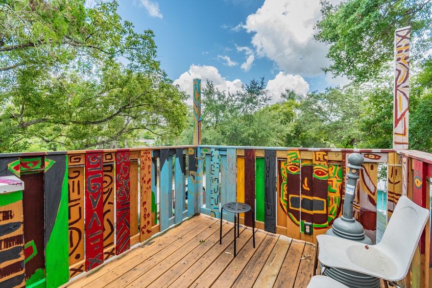 More Photos Of 3109 N Ola Ave, Tampa Hospitality For Sale