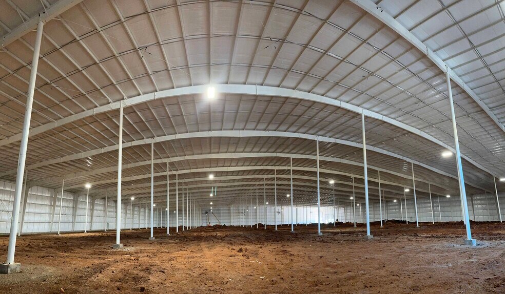 More Photos Of 290 Counts Dr, Muscle Shoals Manufacturing For Sale