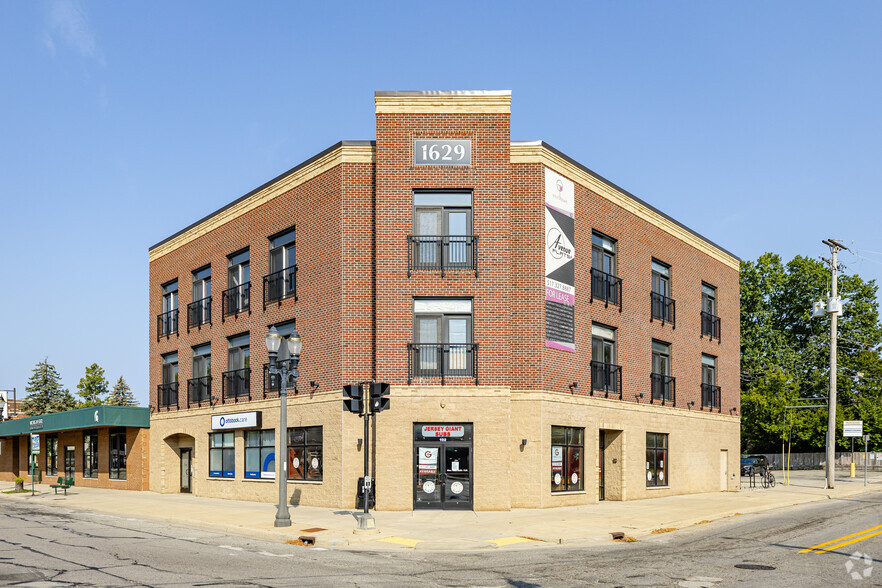 Primary Photo Of 1629 E Michigan Ave, Lansing Apartments For Lease