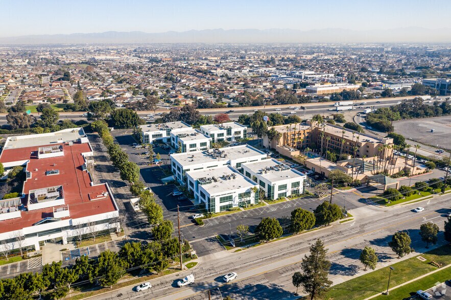 More Photos Of 1971 W 190th St, Torrance Office For Lease