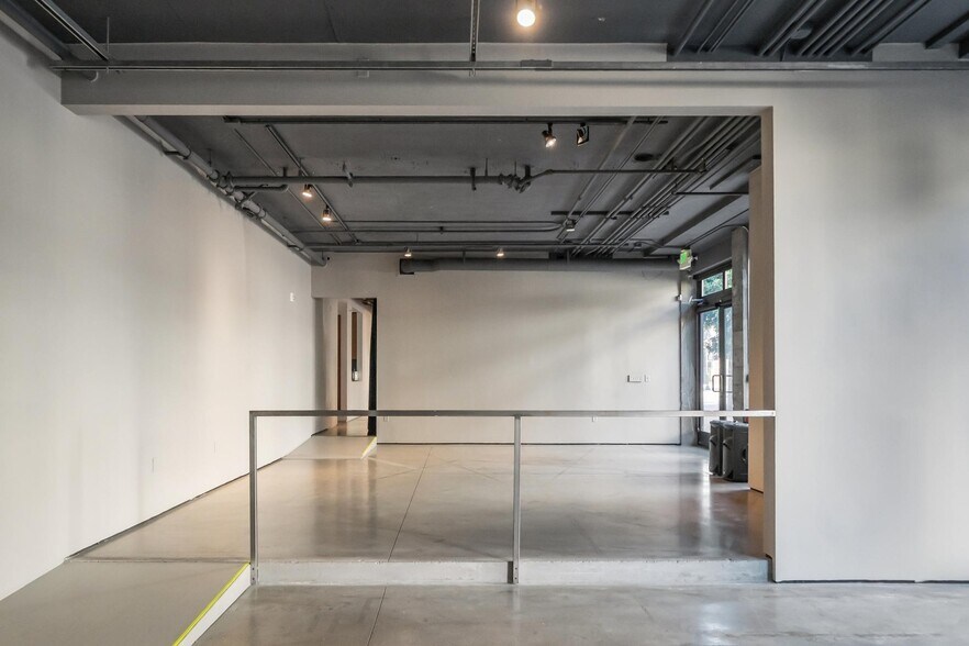 More Photos Of 2405 Folsom St, San Francisco Multifamily For Sale