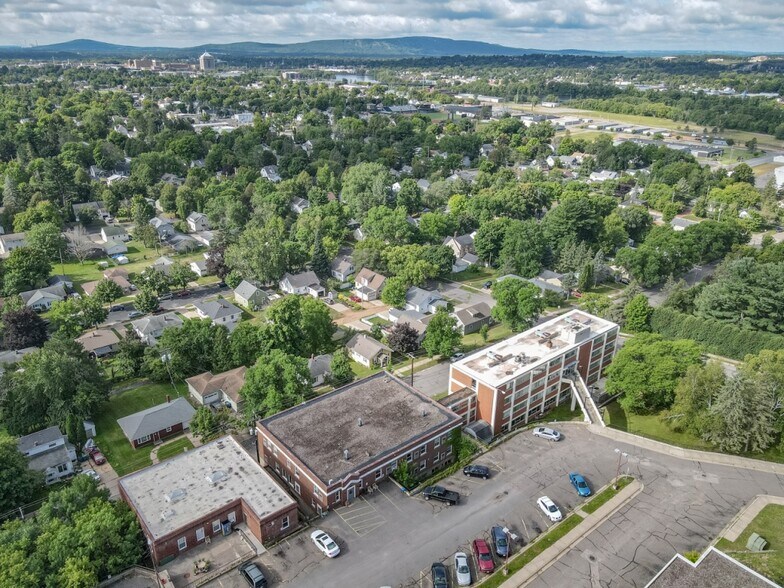 More Photos Of 2801 N 7th St, Wausau Medical For Sale