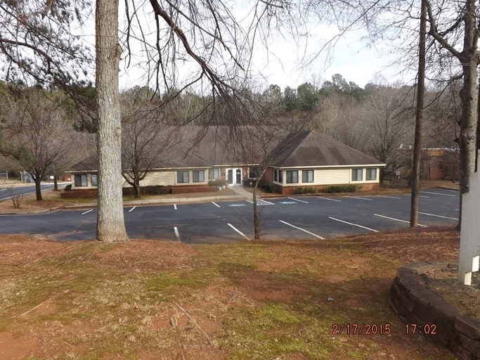 Primary Photo Of 2950 Stone Hogan Connector Rd SW, Atlanta Medical For Sale