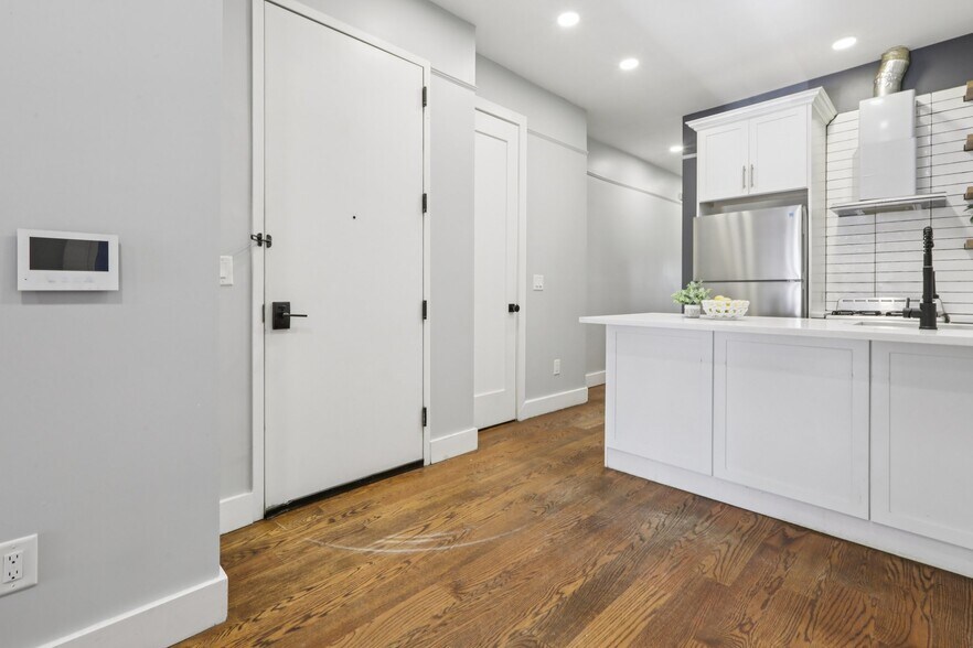 More Photos Of 112 Duncan Ave, Jersey City Apartments For Sale