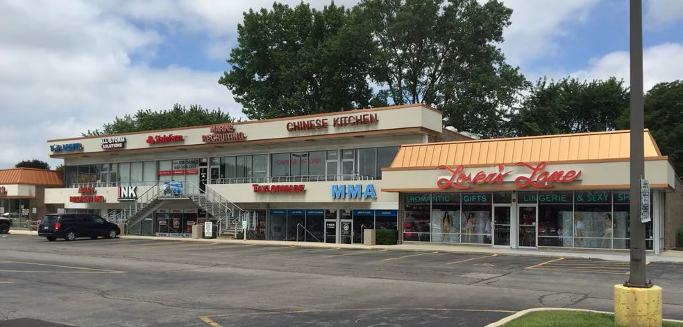 More Photos Of 1001-1037 W Ogden Ave, Naperville Unknown For Lease