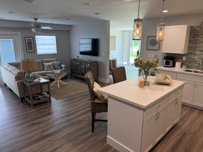 More Photos Of 517 Lancaster St, Boca Raton Office Residential For Sale