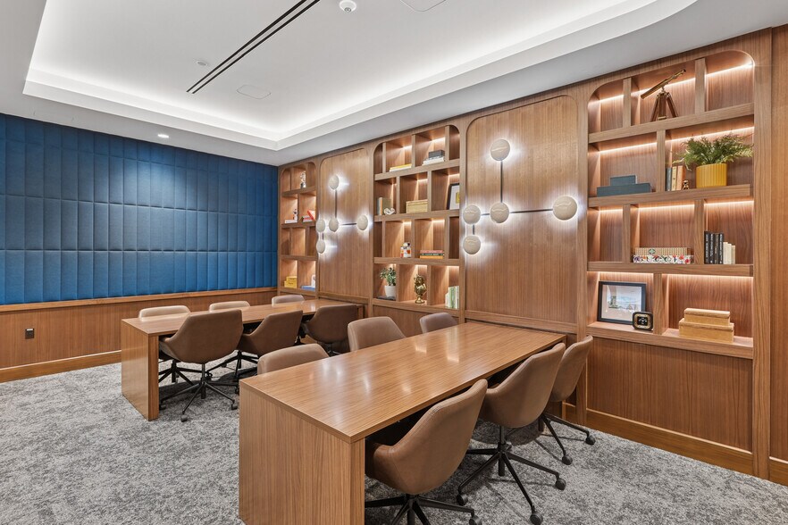 More Photos Of 16430 N Scottsdale Rd, Scottsdale Unknown For Lease