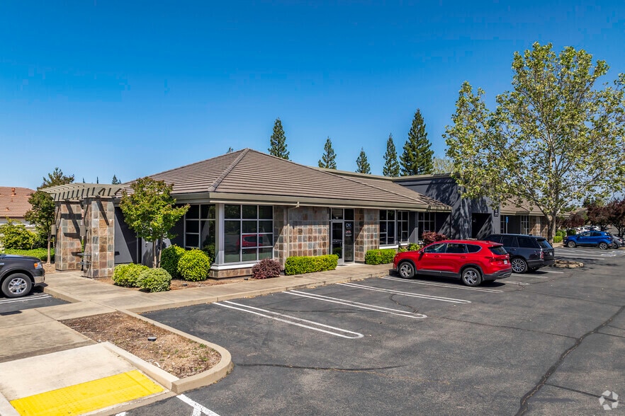 Primary Photo Of 951 Reserve Dr, Roseville Medical For Sale