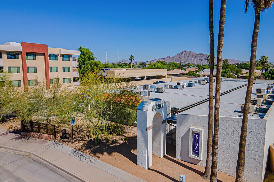 More Photos Of 6730 E McDowell Rd, Scottsdale Office For Sale