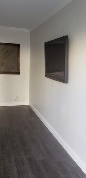 More Photos Of 932 NE 24th Ln, Cape Coral Light Manufacturing For Lease