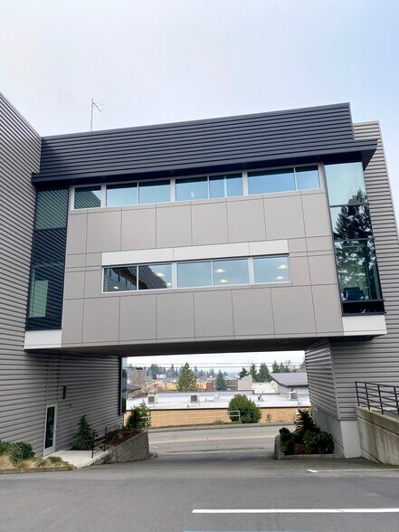 More Photos Of 340 Vista Ave SE, Salem Office For Lease