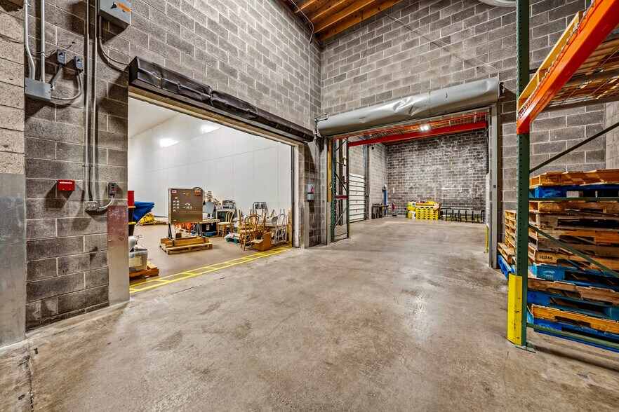 More Photos Of 710 Jefferson Ave, Ashland Light Manufacturing For Lease