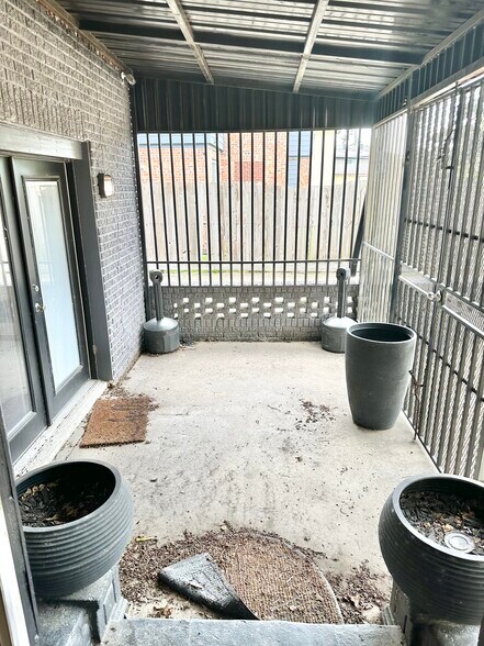 More Photos Of 2424 Southmore Blvd, Houston Medical For Lease