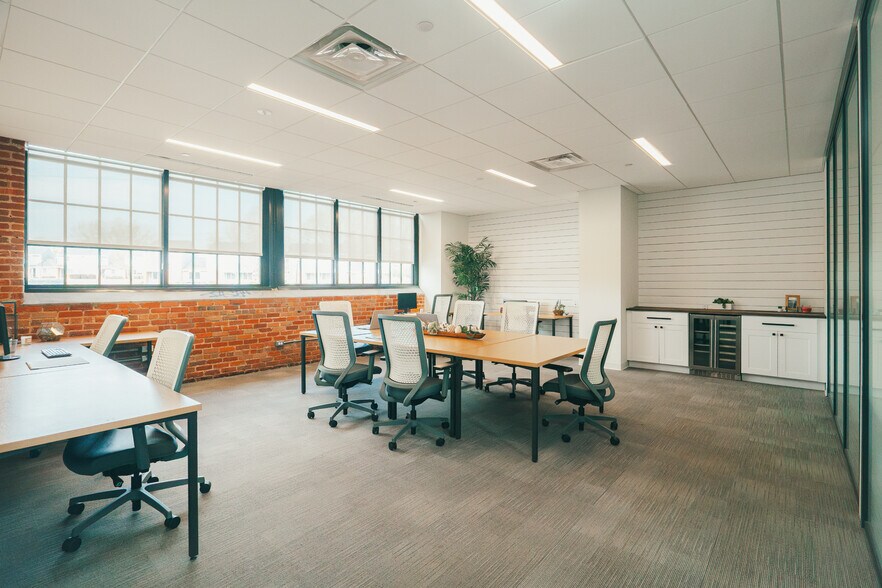 More Photos Of 141 Traction St, Greenville Coworking Space