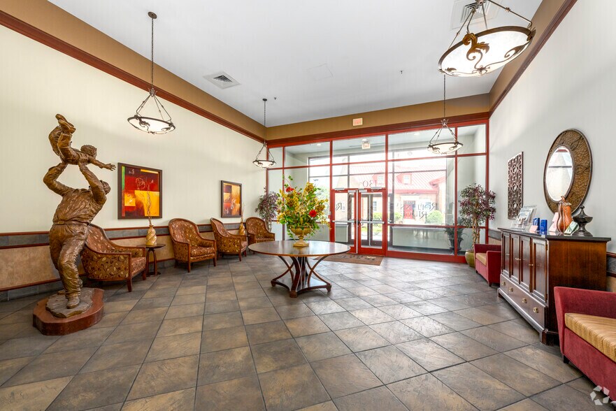 More Photos Of 130 Rollins Ave, Rockville Apartments For Lease