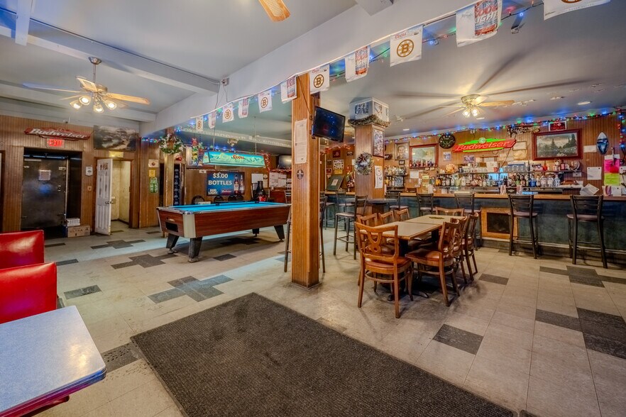 More Photos Of 240 Essex St, Haverhill Storefront Retail Residential For Sale