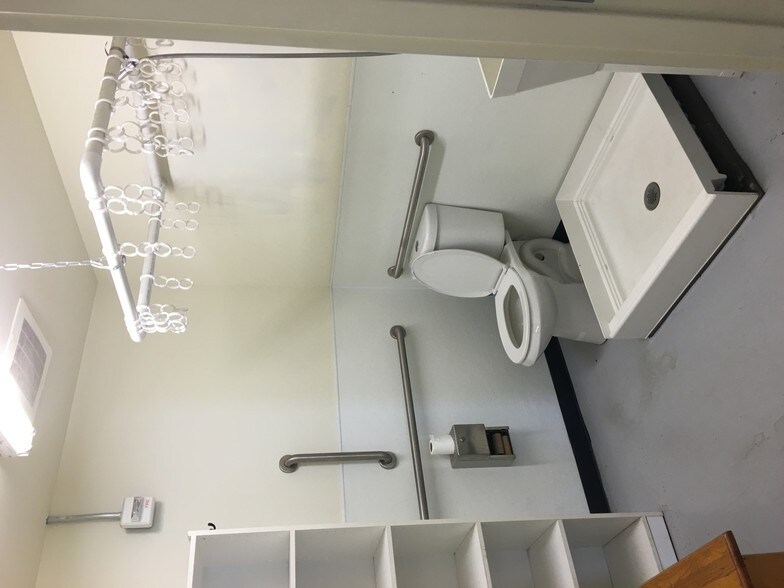 More Photos Of 871 Brickyard Cir, Golden Warehouse For Lease