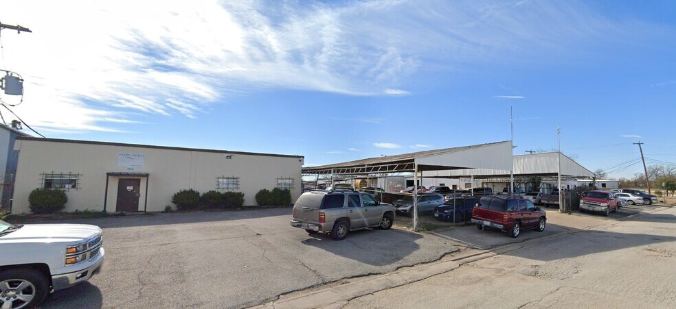 More Photos Of 5909 Eden Dr, Haltom City Unknown For Lease