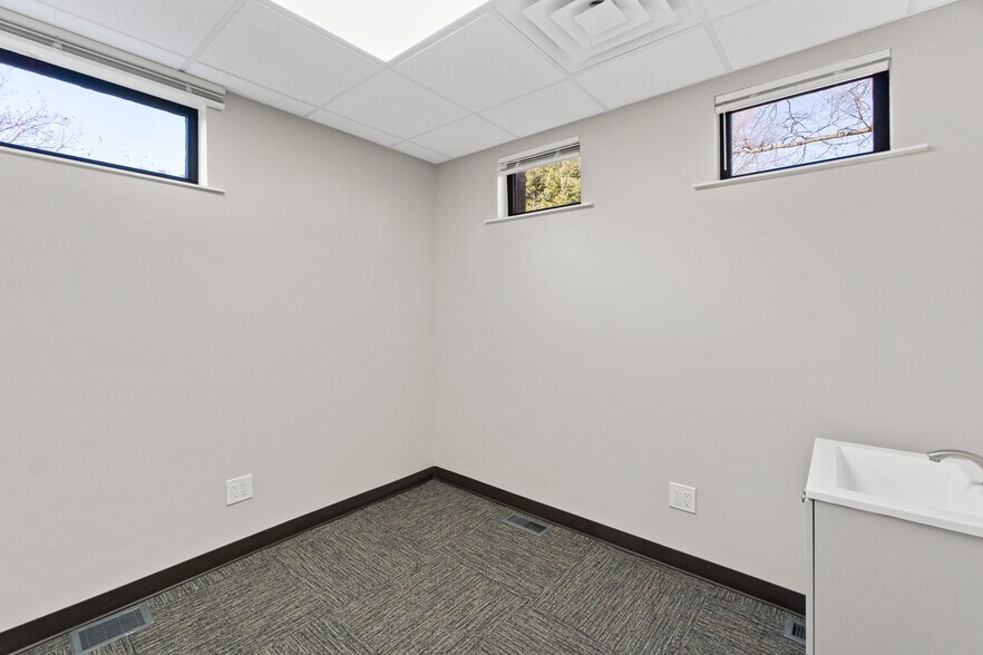 More Photos Of 1170 Clifton Ave, Clifton Office For Lease