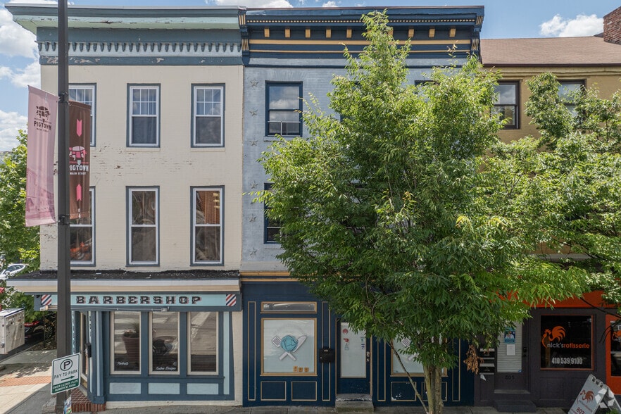 More Photos Of 803-807 Washington Blvd, Baltimore Storefront Retail Residential For Lease