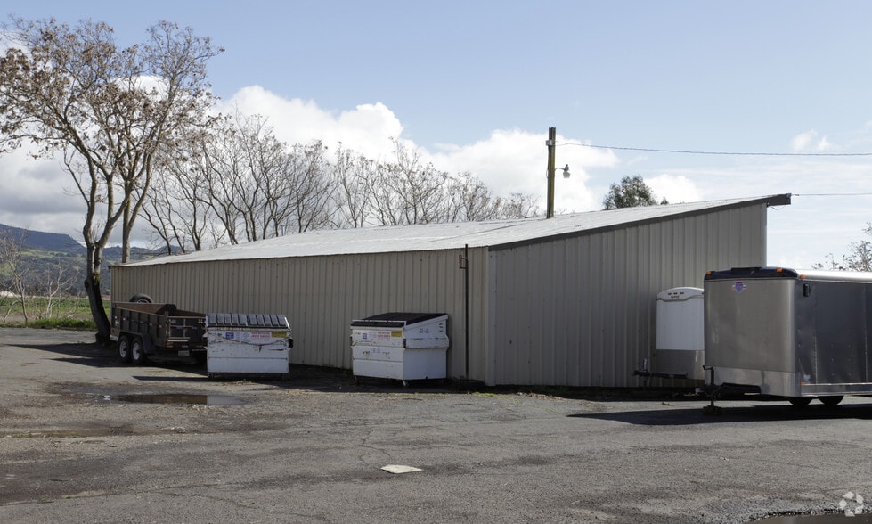More Photos Of 68 S Coombs St, Napa Unknown For Lease