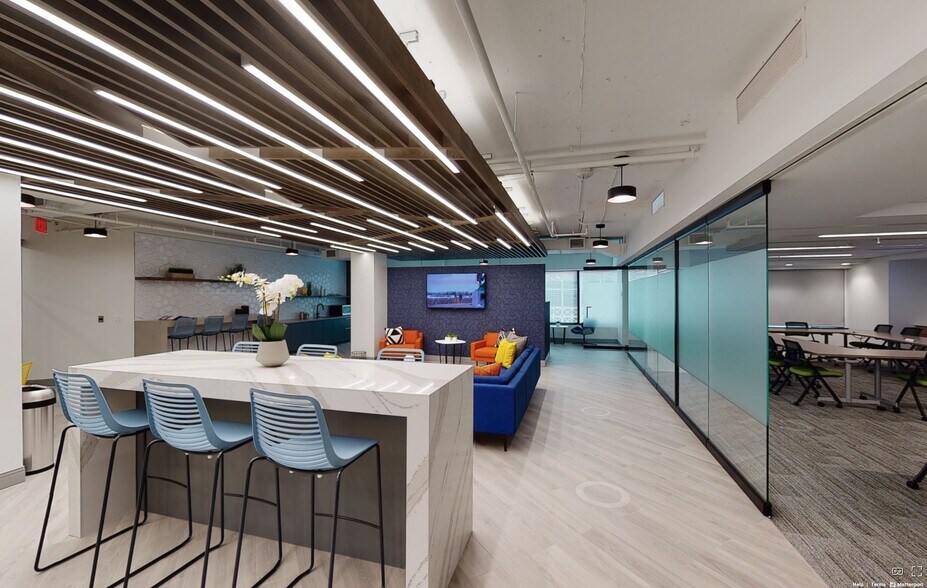 More Photos Of 1220 L St NW, Washington Office For Lease