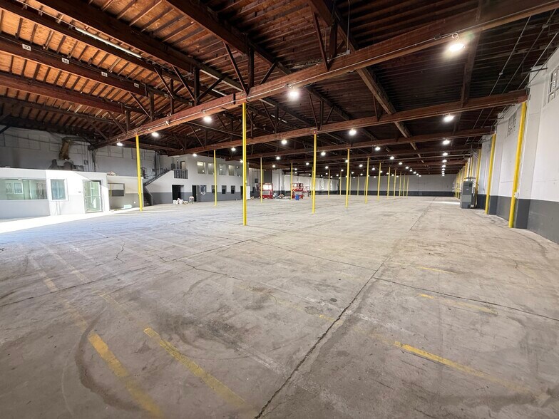 More Photos Of 875 N Stockton St, Lodi Warehouse For Lease