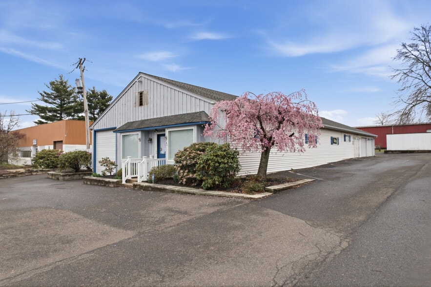 More Photos Of 105 High St, Dublin Flex For Sale