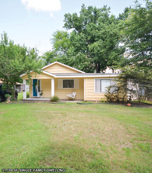 More Photos Of 15228 I-30 Hwy, Benton Restaurant For Sale