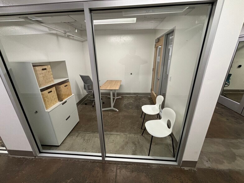 More Photos Of 700 Van Ness Ave, Fresno Office For Lease