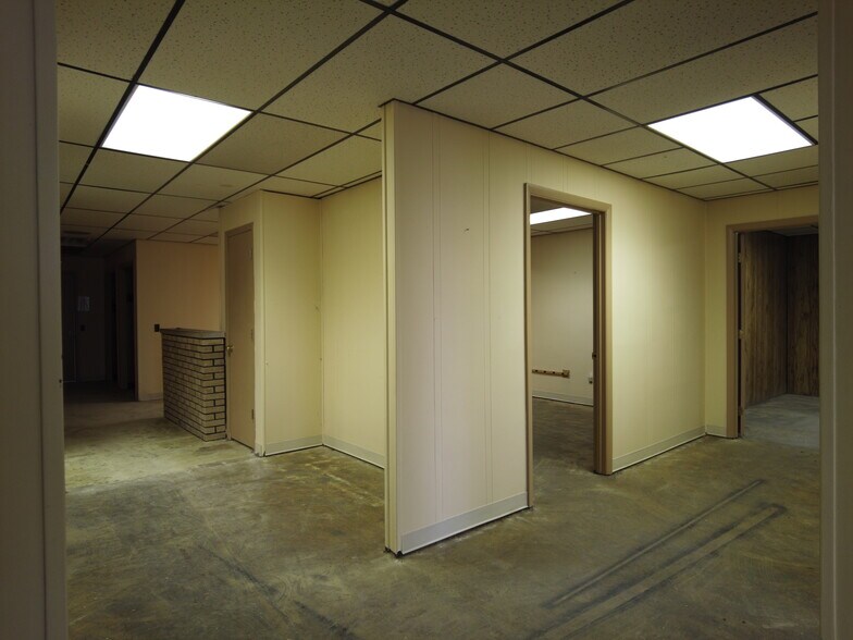 More Photos Of 215-225 S Allison Ave, Xenia Medical For Sale