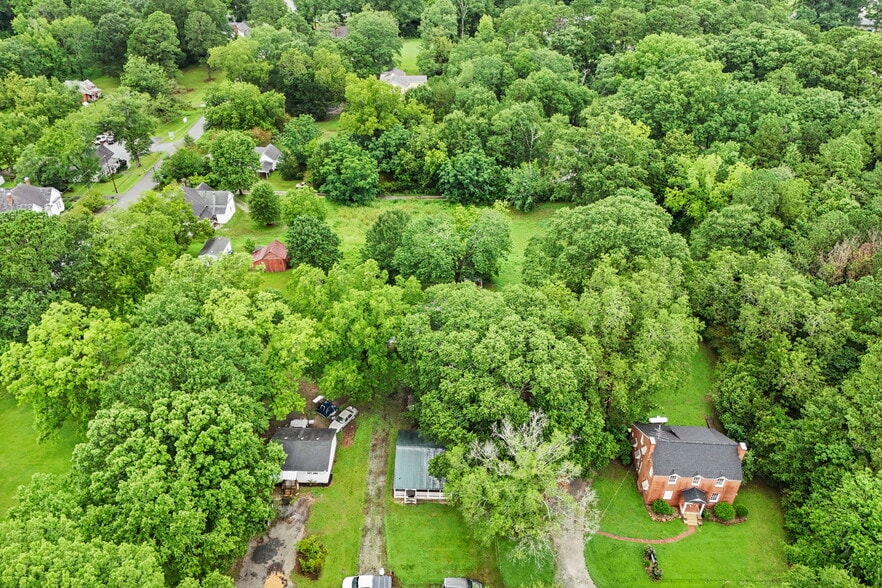 More Photos Of 138 Main St, Sharpsburg Flex For Sale