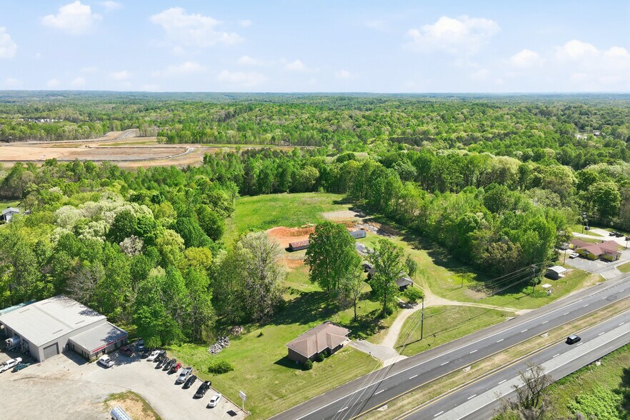 More Photos Of 2475 Athens Hwy, Gainesville Land For Sale