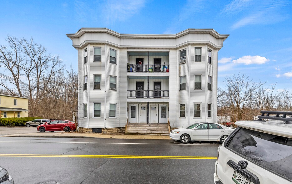 Primary Photo Of 455 Main St, South Berwick Apartments For Sale