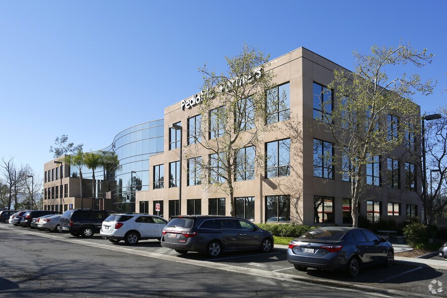 More Photos Of 27699 Jefferson Ave, Temecula Medical For Lease