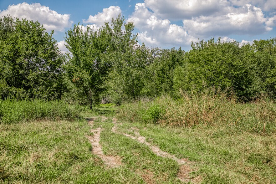 More Photos Of 3208 W State Highway 21, Bryan Land For Sale