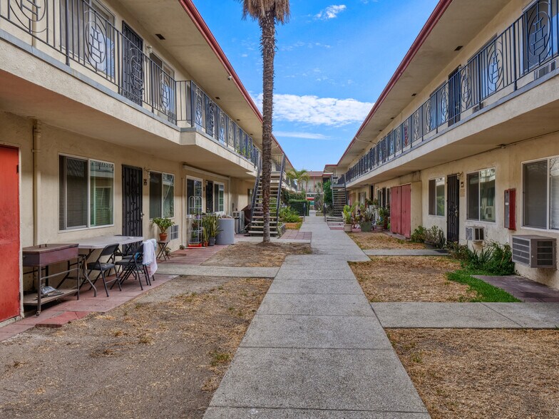 More Photos Of 10707 New Haven St, Sun Valley Apartments For Sale