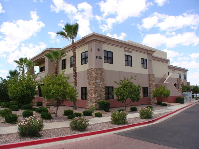 More Photos Of 1455 W Elliot Rd, Gilbert Unknown For Lease