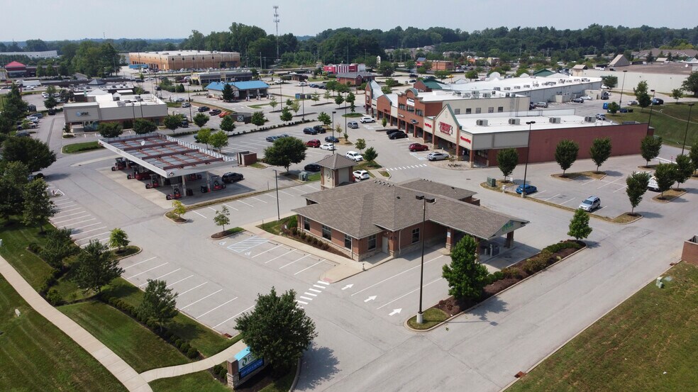 More Photos Of 12410-12492 LaGrange Rd, Louisville Unknown For Lease