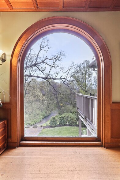 More Photos Of 1090 Ragged Edge Rd, Chambersburg Hospitality For Sale