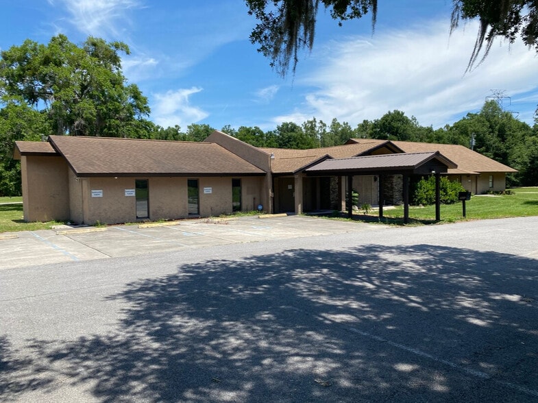 Primary Photo Of 7655 E Highway 25, Belleview Lodge Meeting Hall For Lease