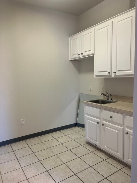 More Photos Of 6226 Colleyville Blvd, Colleyville Medical For Lease
