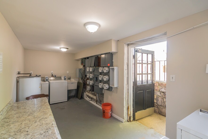 More Photos Of 372-390 W Minor St, Emmaus Apartments For Sale