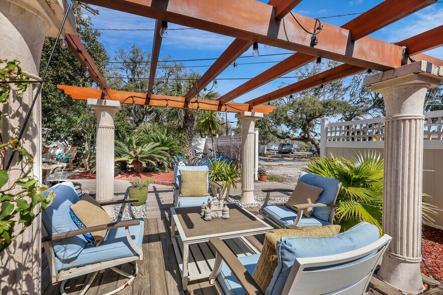 More Photos Of 24 Van Horne Ave, Tybee Island Hospitality For Sale