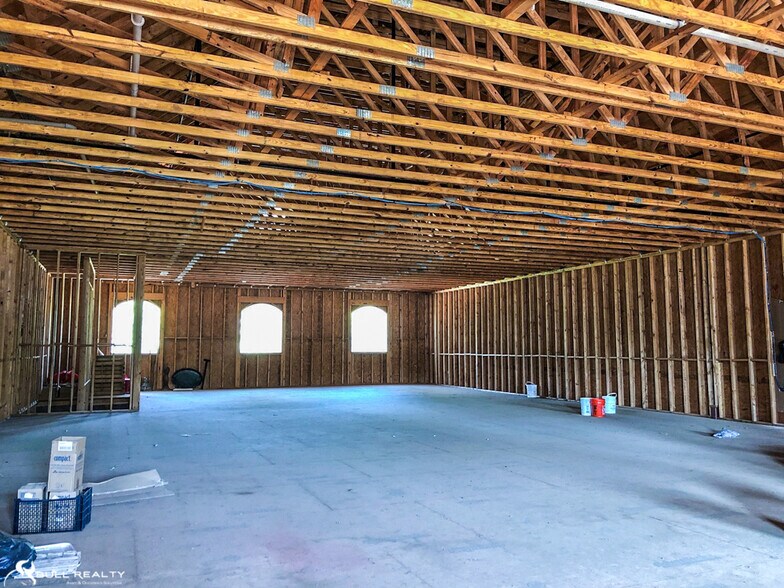 More Photos Of 150 Stone St, Villa Rica Office For Sale