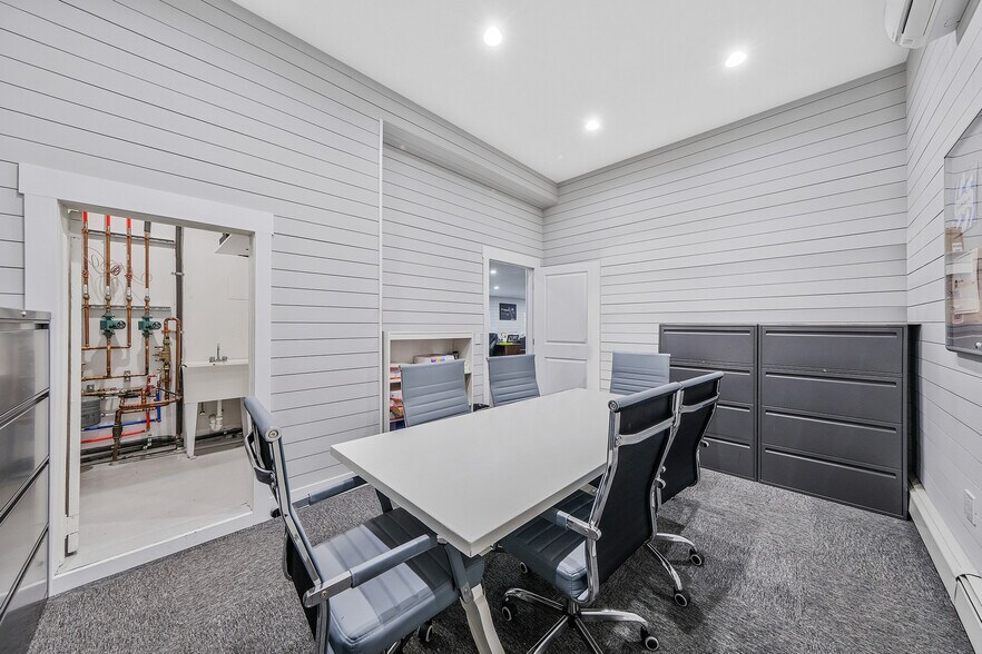 More Photos Of 14-18 Third E Ldl St, Patchogue Flex For Sale